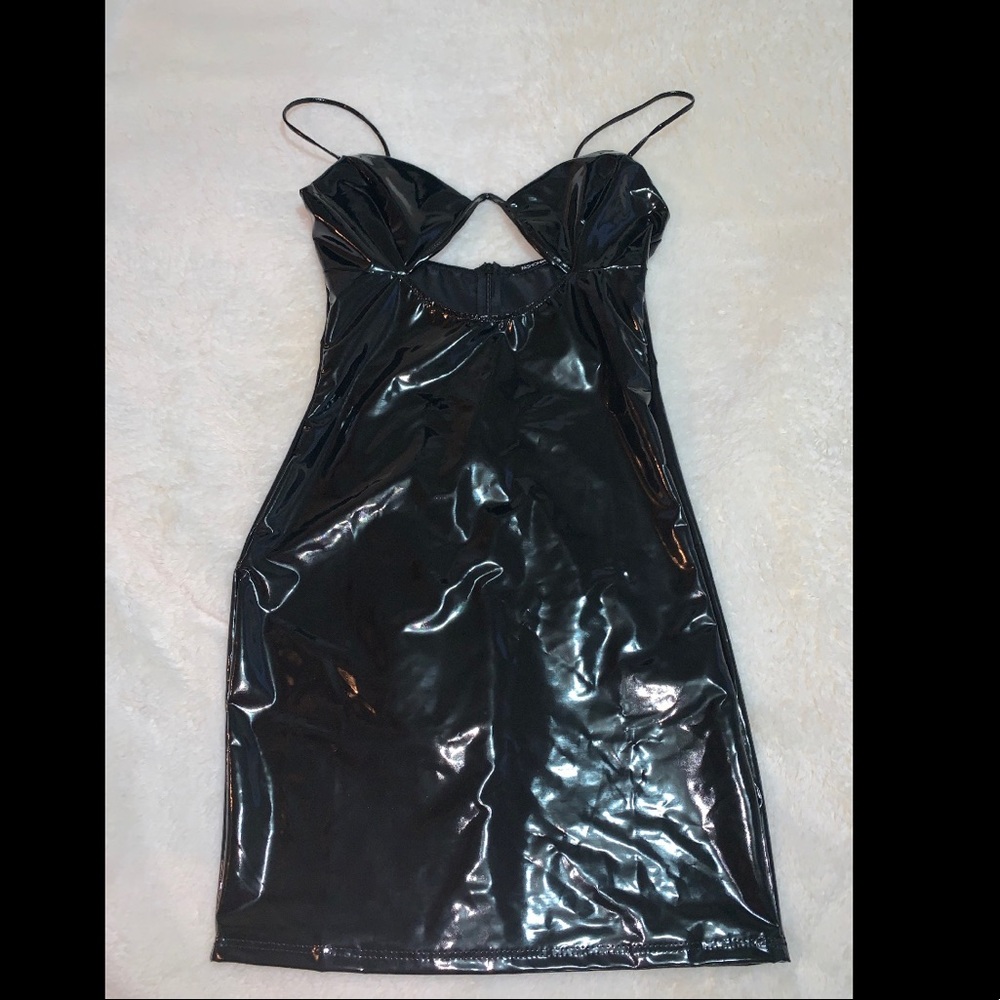 NEW: Dress